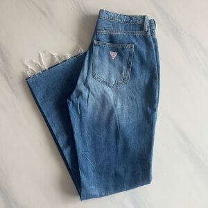 Guess - Women's Medium Blue Denim Jeans with Frayed Hem - Size 31